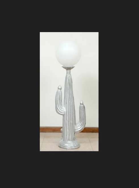 Cactus Walkway Light